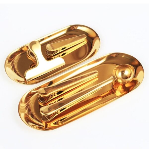 TBD0137765602A_6 (1) Gold Rolling Tray